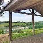 Vakantiehuis Getaway Near With Pool