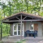 Vakantiehuis Getaway Near With Pool *