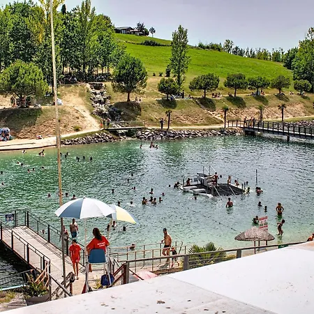 Getaway Near With Pool Monclar-de-Quercy