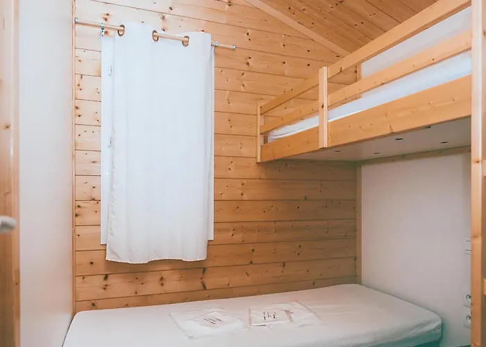 Getaway Near With Pool بيت للعطل *