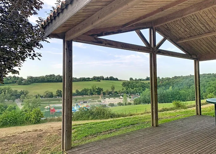 بيت للعطل Getaway Near With Pool