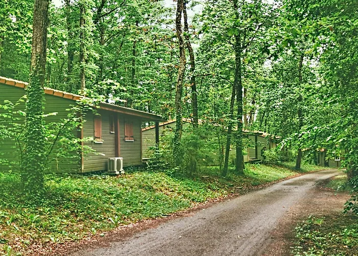 بيت للعطل Getaway Near With Pool مونكلار دو كيارْسي